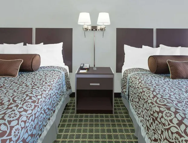 Days Inn by Wyndham Market Center Dallas Love Field hotel detail image 4