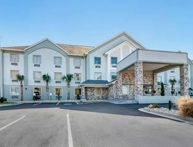 Comfort Inn & Suites Macon North I-75 hotel detail image 2