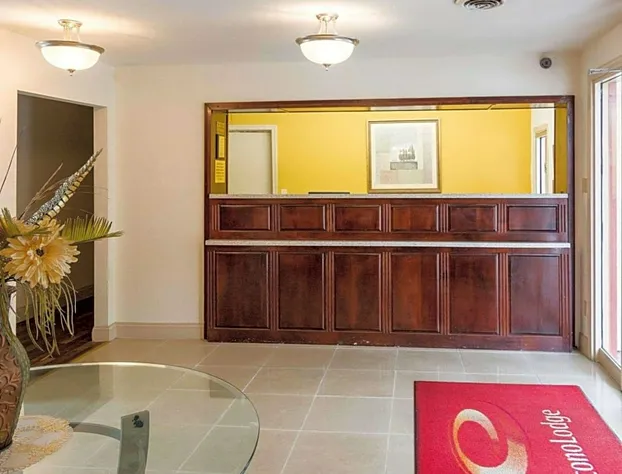 Econo Lodge Petersburg - Fort Lee hotel detail image 3