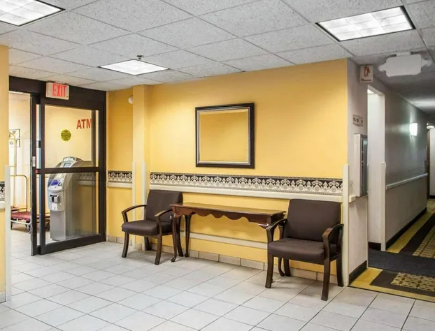 Rodeway Inn & Suites Milwaukee Airport hotel detail image 4