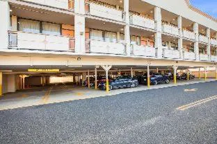 Super 8 by Wyndham Meadowlands hotel detail image 1