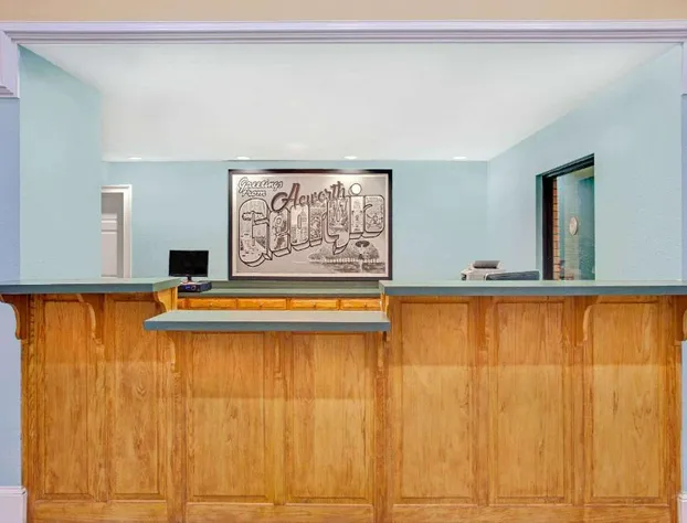 Super 8 by Wyndham Acworth/Atlanta Area hotel detail image 2