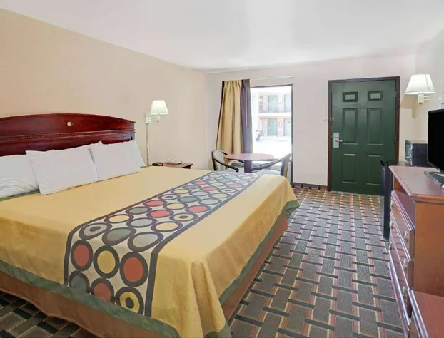 Super 8 by Wyndham Acworth/Atlanta Area hotel detail image 3