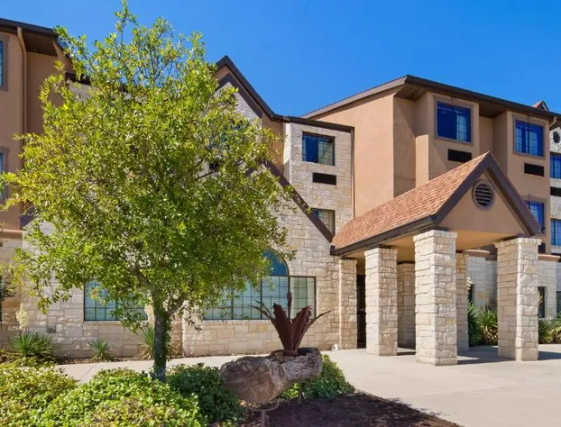 Microtel Inn & Suites by Wyndham Round Rock hotel detail image 1