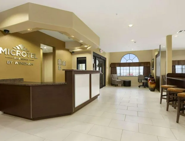 Microtel Inn & Suites by Wyndham Round Rock hotel detail image 4