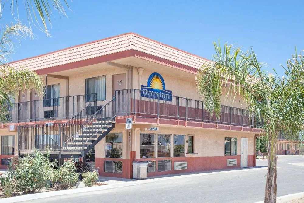 Days Inn by Wyndham Lost Hills hotel hero
