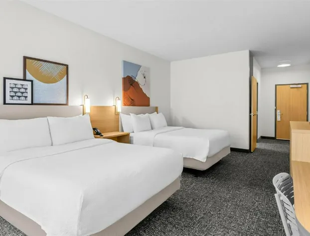 Spark by Hilton Traverse City hotel detail image 3