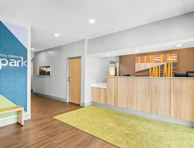 Spark by Hilton Traverse City hotel detail image 3