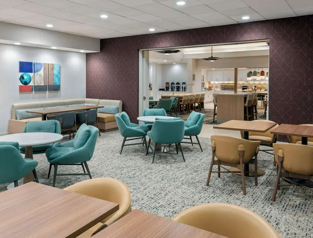 Homewood Suites By Hilton Orlando-Nearest Universal Studios hotel detail image 4