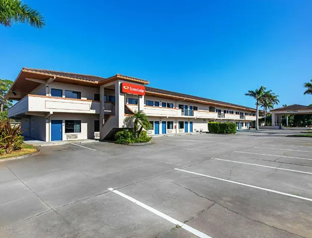 Econo Lodge Vero Beach - Downtown hotel detail image 1
