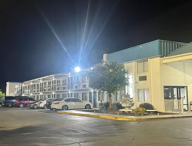 Baymont by Wyndham Rock Hill hotel detail image 4