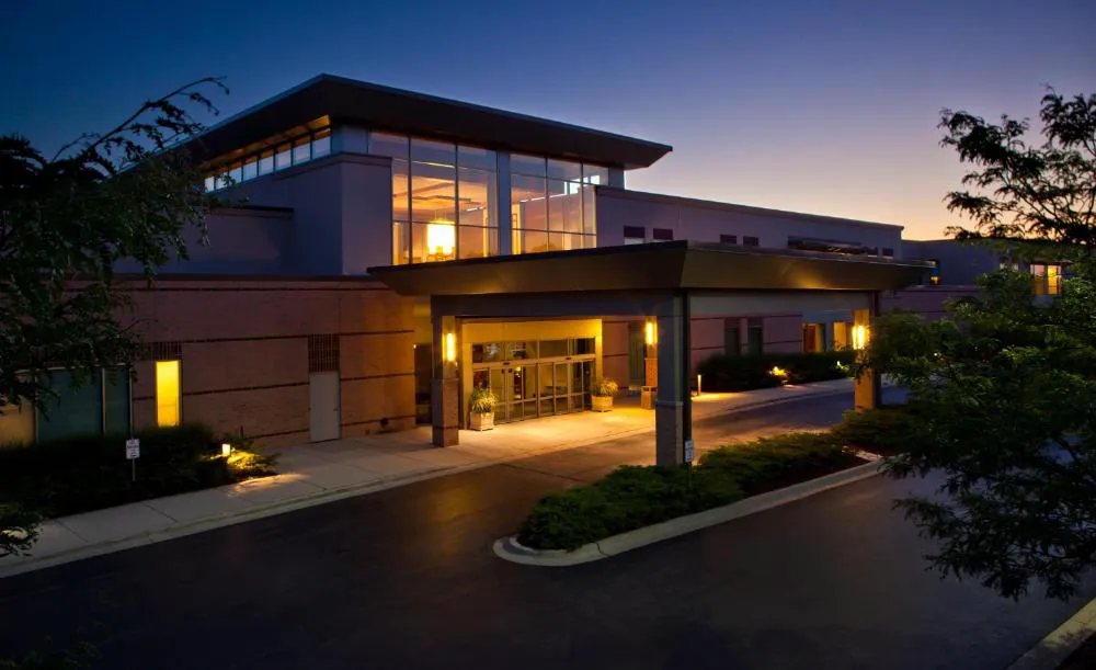 Eaglewood Resort and Spa hotel hero