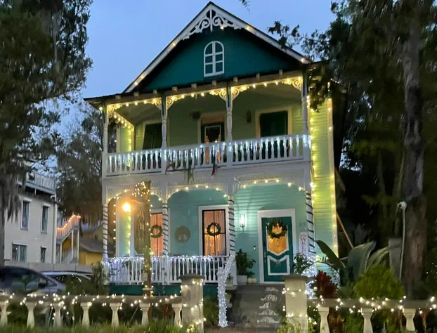 Peace & Plenty Inn Bed & Breakfast hotel detail image 1