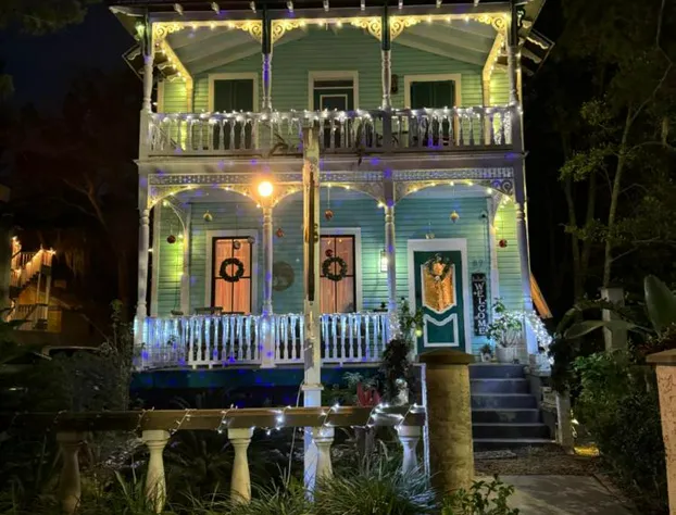 Peace & Plenty Inn Bed & Breakfast hotel detail image 1