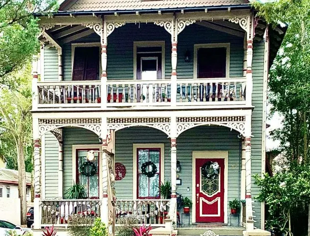 Peace & Plenty Inn Bed & Breakfast hotel detail image 1