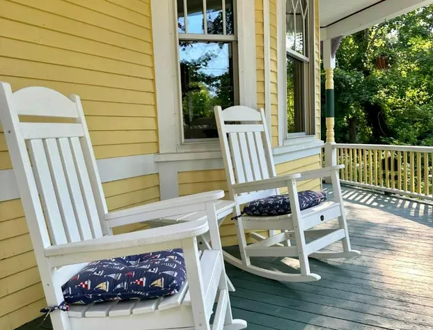 The Inn at the Oaks hotel detail image 1