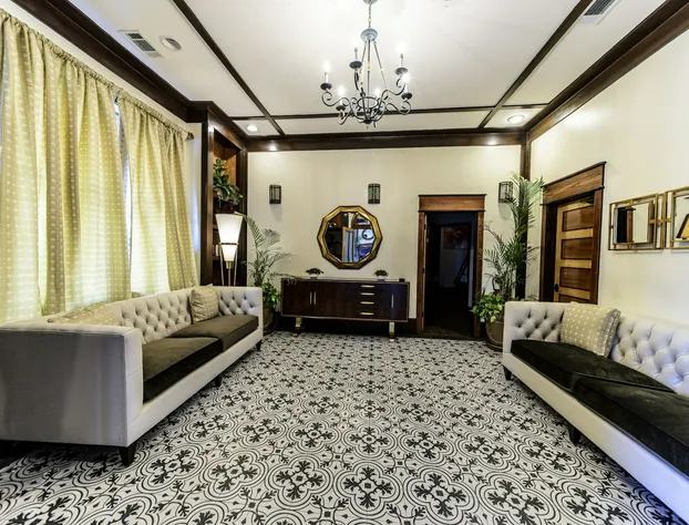 Hotel DeFuniak hotel detail image 2