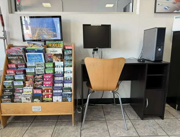 Motel 6 Joliet, IL - I-80 hotel detail image 2