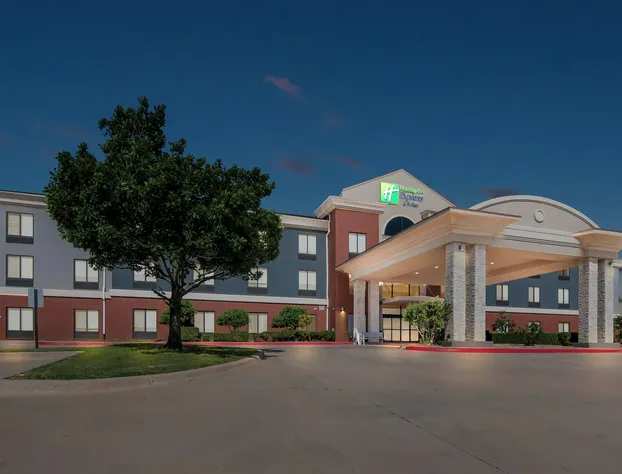 Holiday Inn Express & Suites Perry by IHG hotel detail image 1