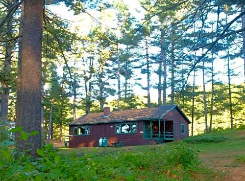 Woodbound Inn hotel detail image 3