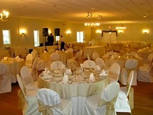 Woodbound Inn hotel detail image 4