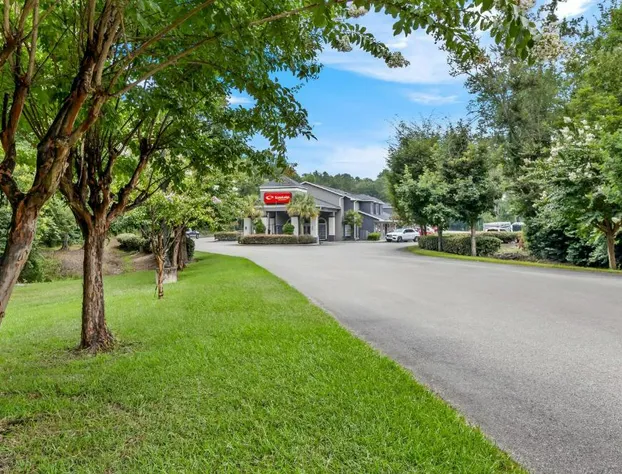 Econo Lodge Inn & Suites Cayce I-26 Airport hotel detail image 3