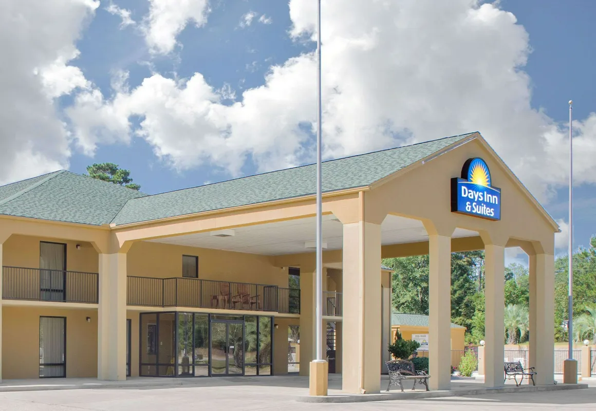 Days Inn by Wyndham Andalusia hotel hero