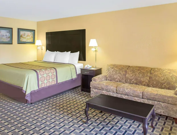 Days Inn by Wyndham Andalusia hotel detail image 2