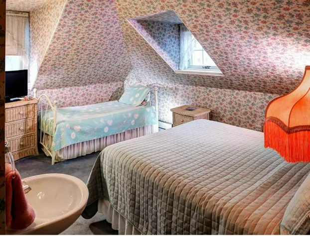 Luther Ogden Inn hotel detail image 3