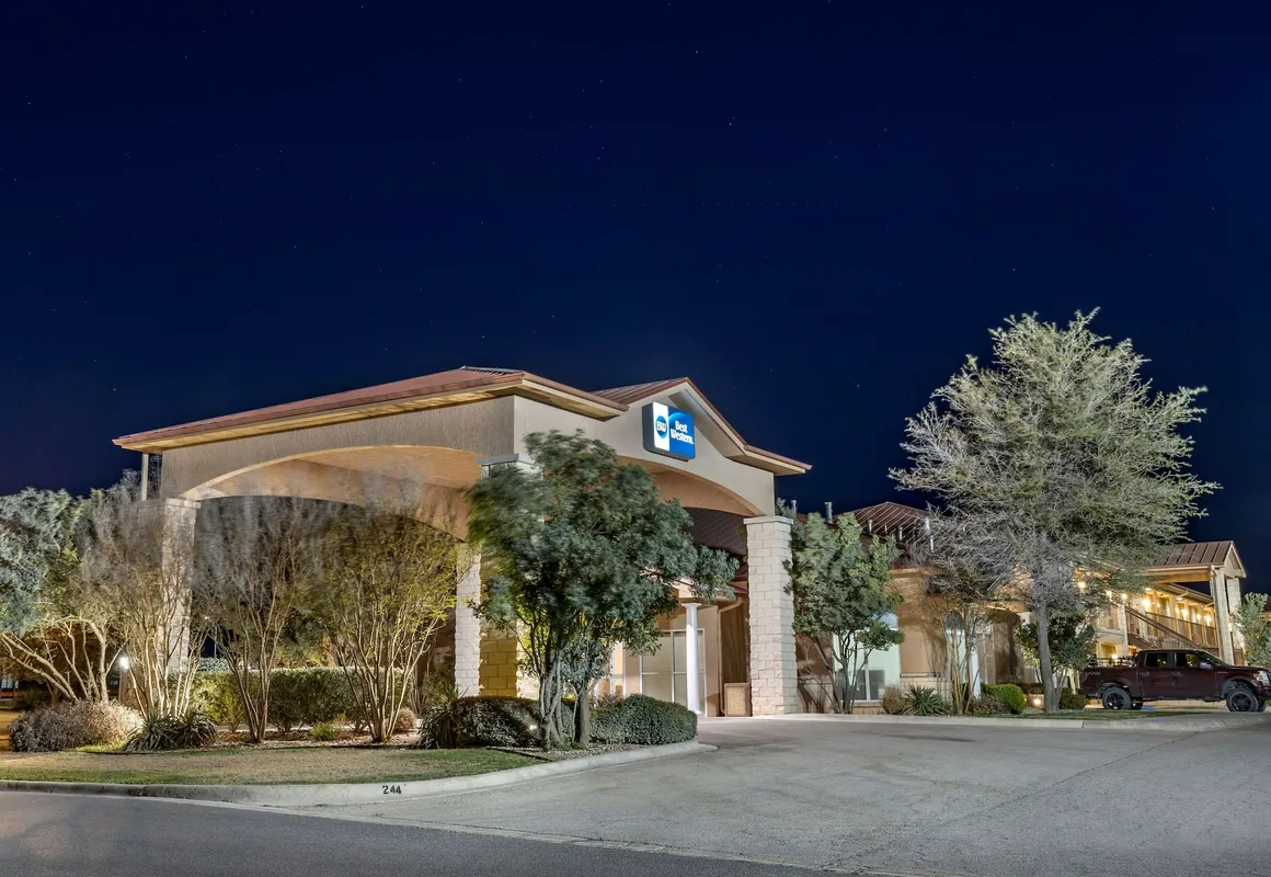 Best Western Dos Rios hotel hero