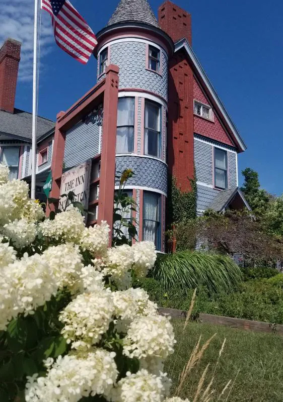 The Fresh Coast Inn at Ludington hotel hero