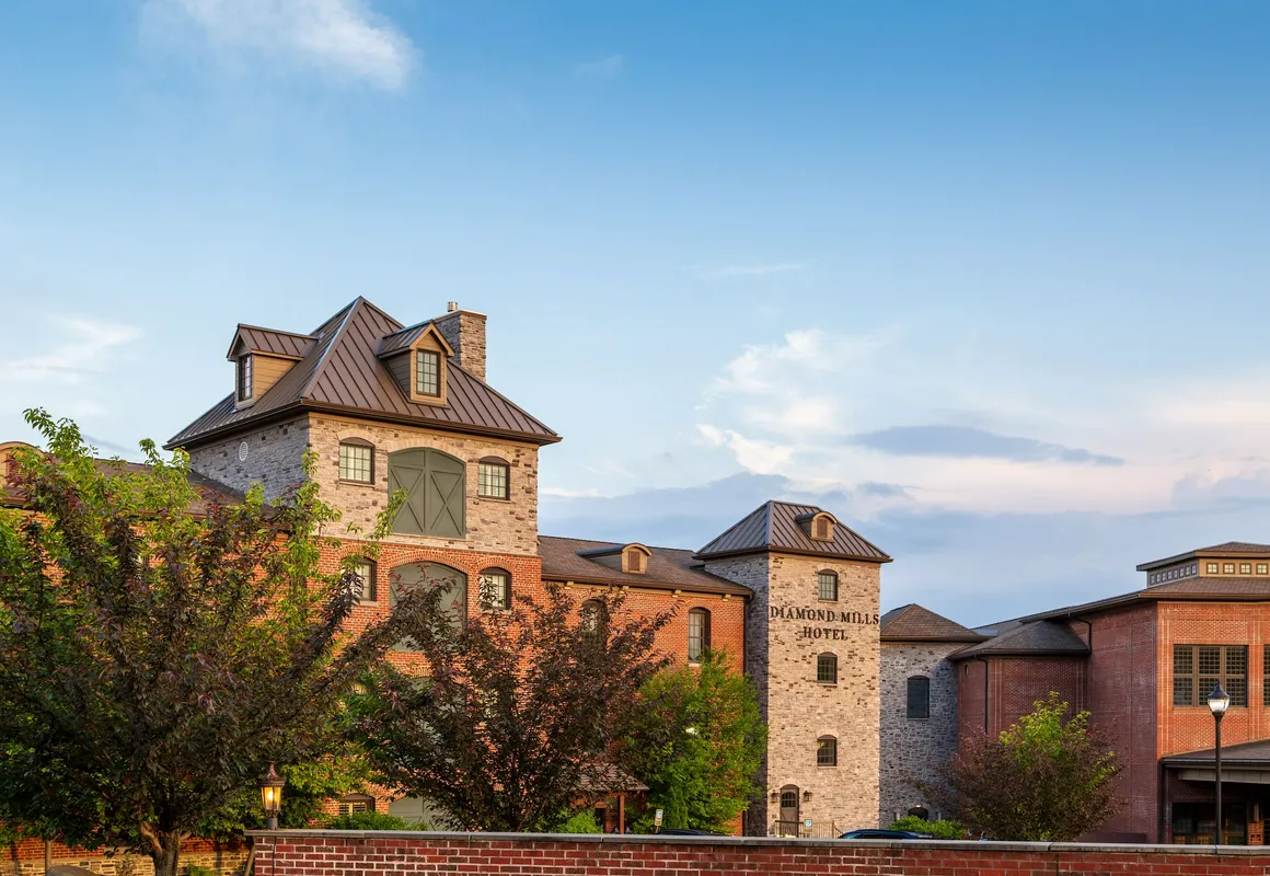 Diamond Mills Resort hotel hero