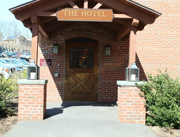 Diamond Mills Resort hotel detail image 1