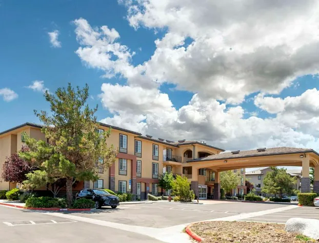 Best Western Plus Country Park Hotel hotel detail image 1