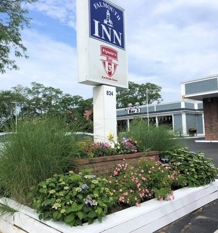 Falmouth Inn hotel hero