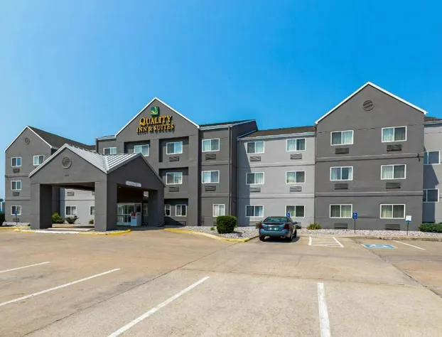 Quality Inn & Suites Keokuk North hotel detail image 1