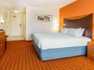 Quality Inn & Suites Keokuk North hotel detail image 4