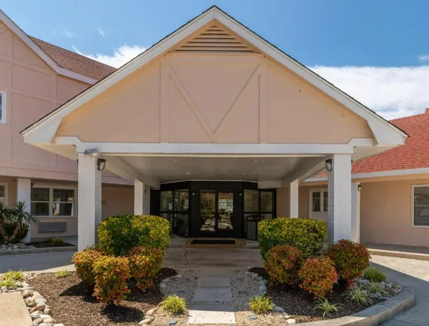 Hotel Manteo, Trademark Collection by Wyndham hotel detail image 3