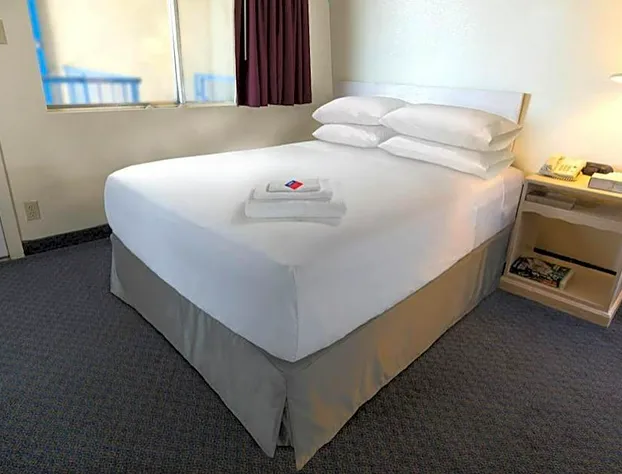 Terminated-Americas Best Value Inn Kennett hotel detail image 3