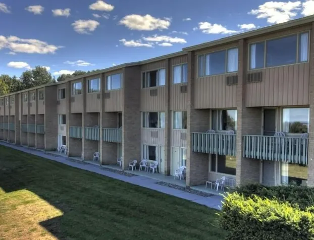 Old Orchard Inn hotel detail image 2