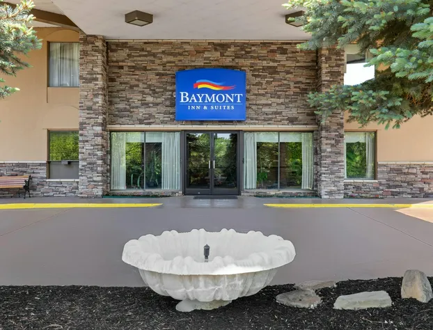 Baymont by Wyndham Knoxville I-75 hotel detail image 2