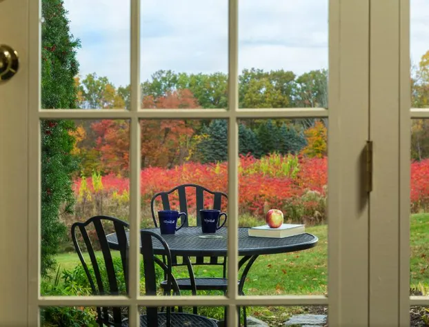 Chesterfield Inn hotel detail image 3