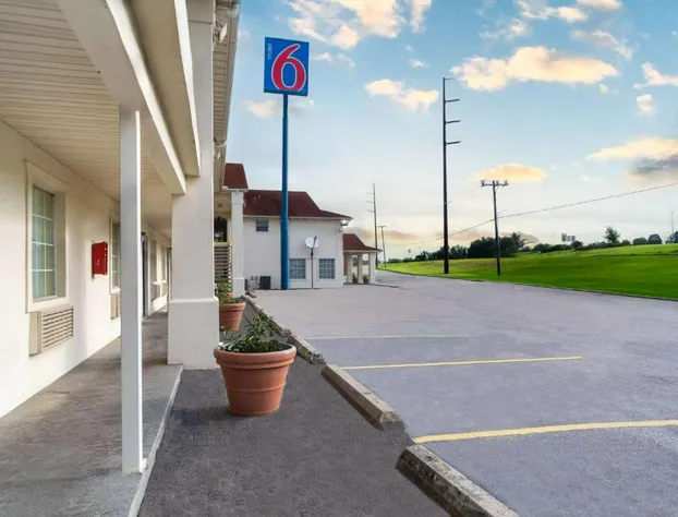 Motel 6 Livingston, TX hotel detail image 3