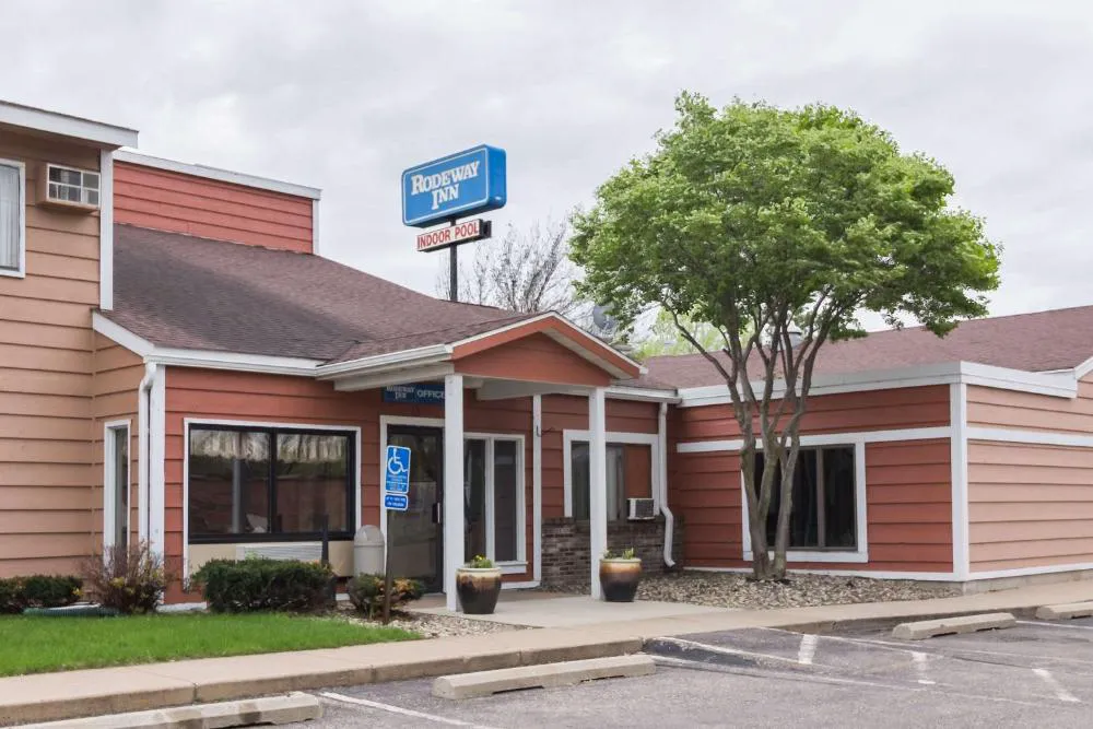 Rodeway Inn Red Wing hotel hero