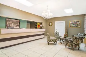 Super 8 by Wyndham Williamsburg hotel detail image 1