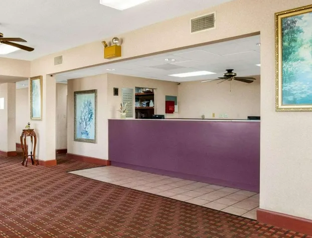 Econo Lodge Greenville hotel detail image 2