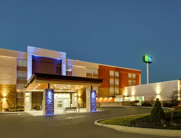 Holiday Inn Express & Suites Wapakoneta by IHG hotel detail image 4