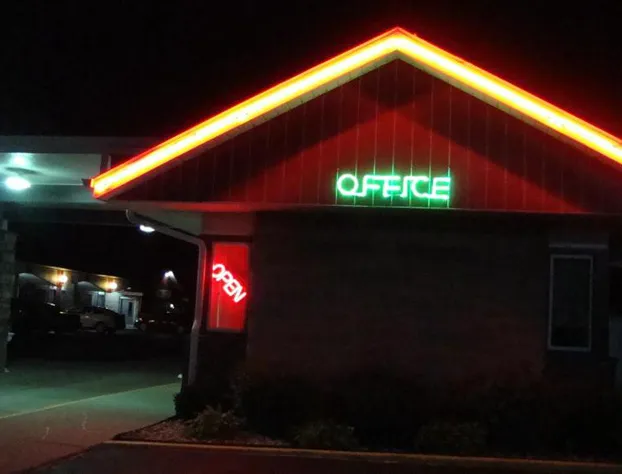 Pinconning Trail Inn Motel hotel detail image 1