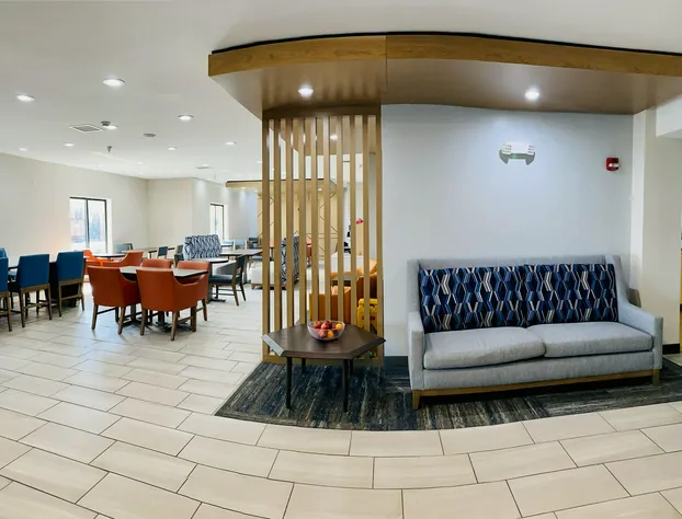 Holiday Inn Express Hotel & Suites Plymouth by IHG hotel detail image 2