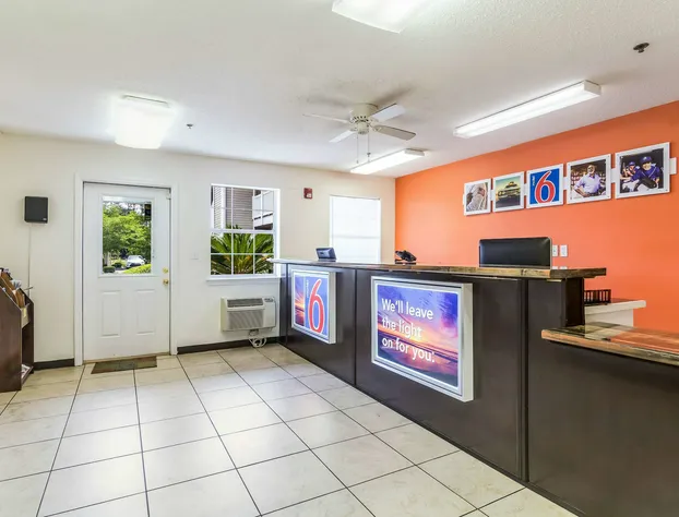 Motel 6 Gulf Shores, AL hotel detail image 4